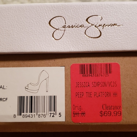 Leopard Heels - Picture 2 of 3